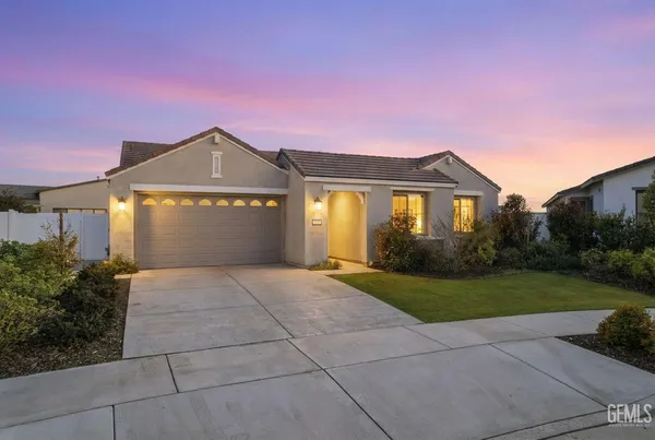 $569,900 | Undisclosed Address, Bakersfield, CA 93311