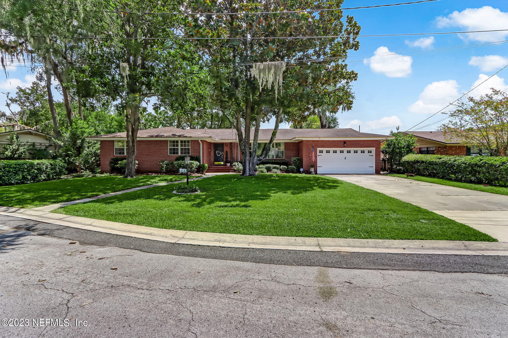 6849 Estrada Road Jacksonville, FL 32217 - Photo 31 of 47 3-web-or-mls-LR_6849_Estrada_Rd_AA-3