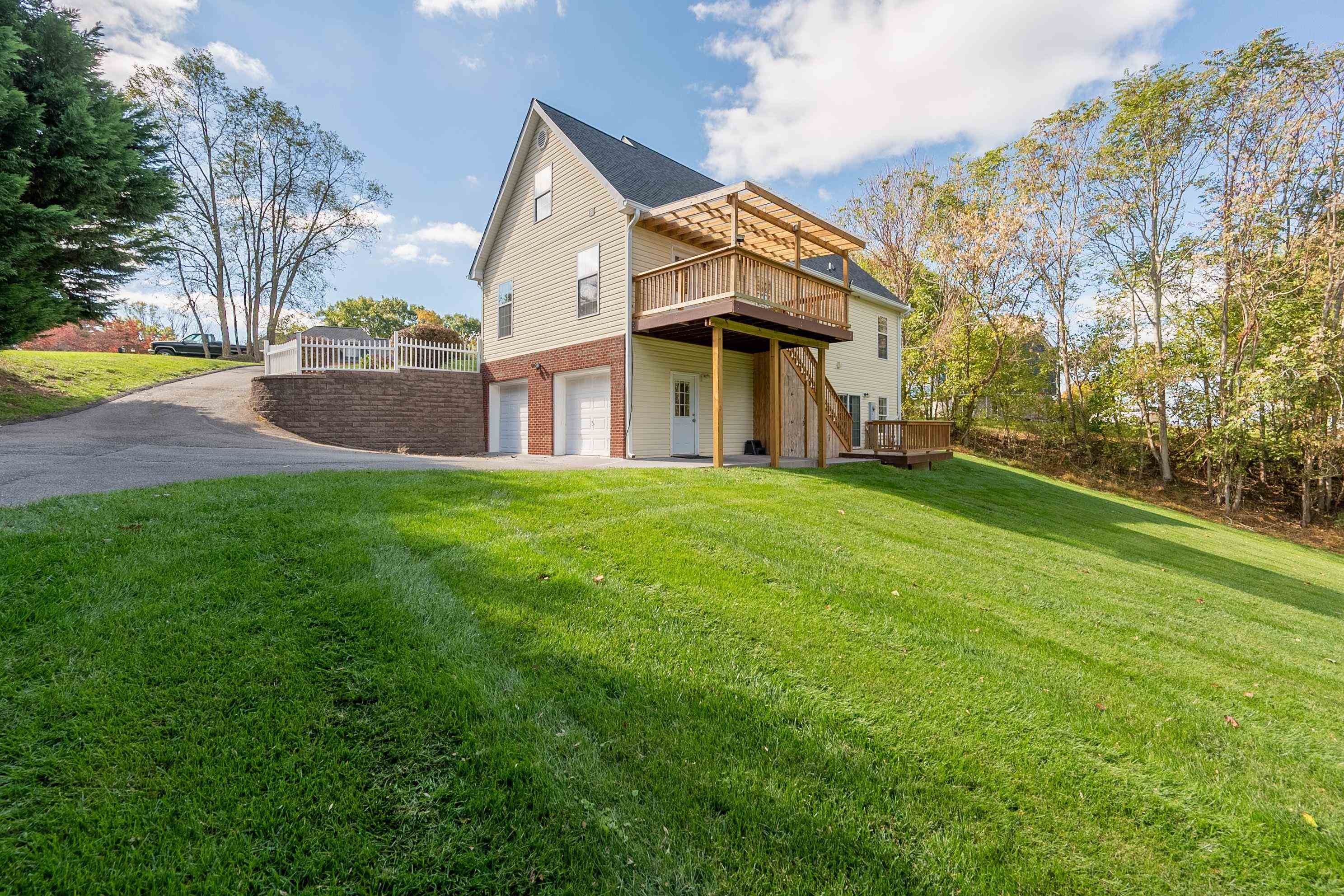 516 Meadow Ridge Radford, VA 24141 - Photo 11 of 73 Gallery Image 11