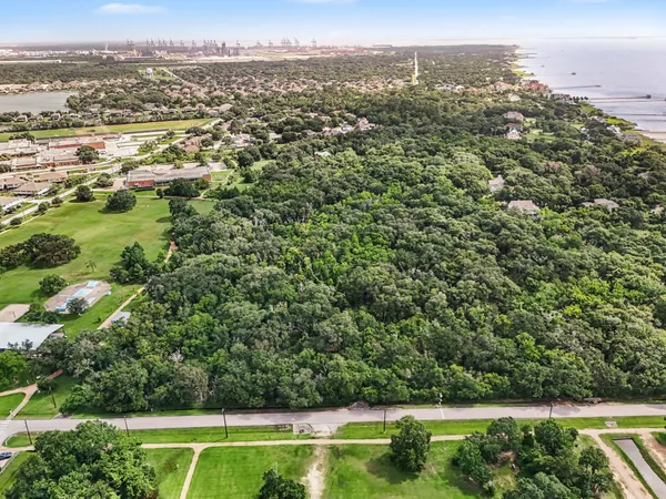$1,250,000 | O Clopper Street, Seabrook, TX 77586