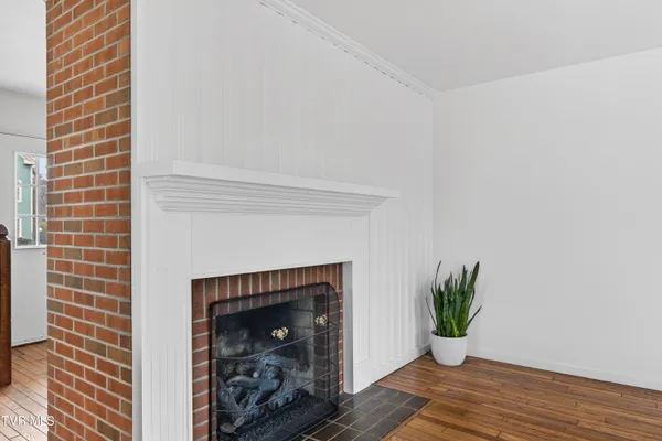 $425,000 | 122 Stonewall Heights Northeast, Abingdon, VA 24210