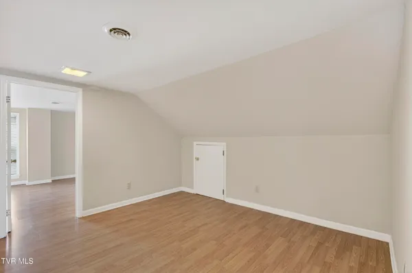 $425,000 | 122 Stonewall Heights Northeast, Abingdon, VA 24210