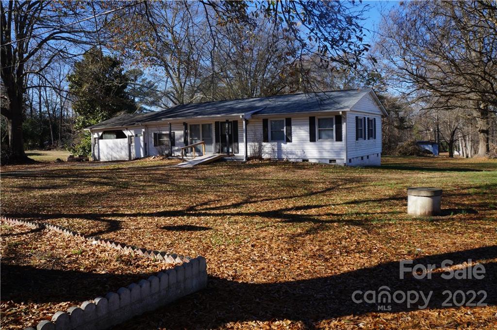 1608 South Post Road Shelby, NC 28152 - Photo 1 of 9 Gallery Image 1