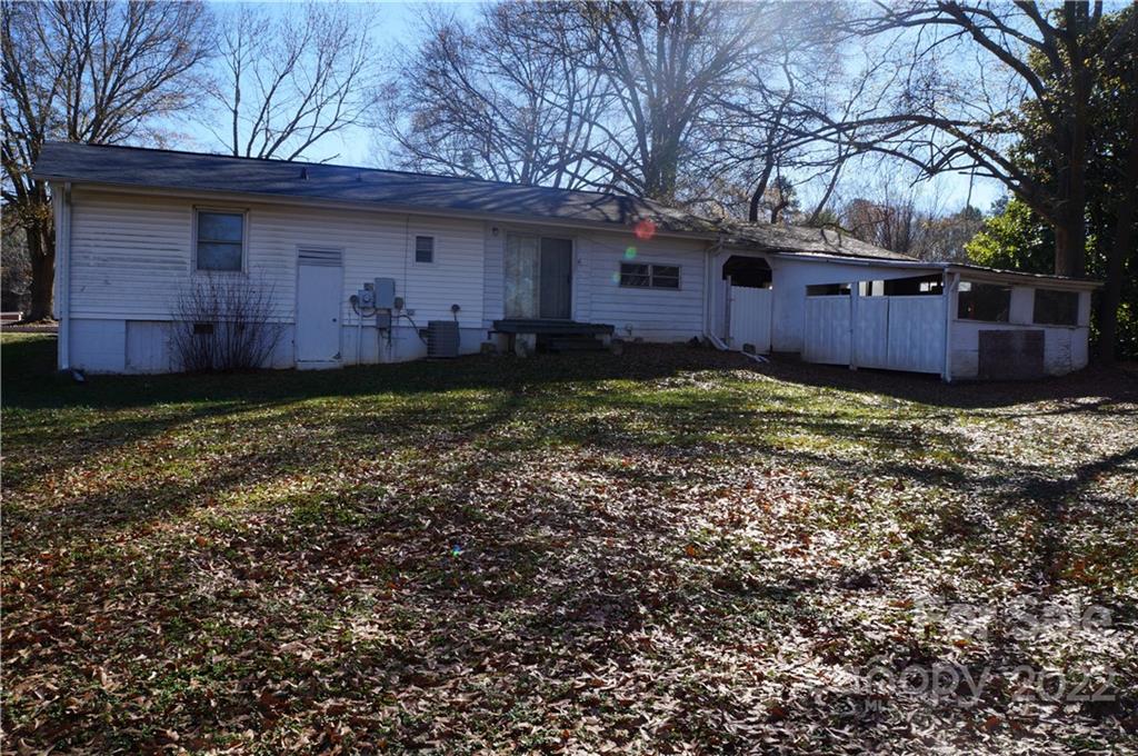 1608 South Post Road Shelby, NC 28152 - Photo 2 of 9 Gallery Image 2