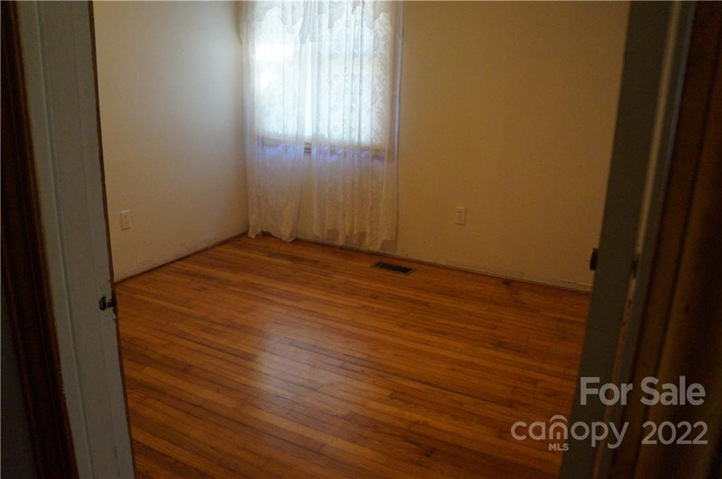 1608 South Post Road Shelby, NC 28152 - Photo 6 of 9 Gallery Image 6