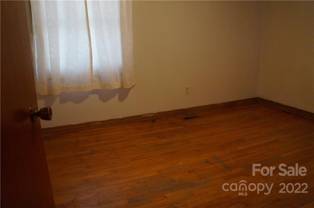 1608 South Post Road Shelby, NC 28152 - Photo 8 of 9 Gallery Image 8