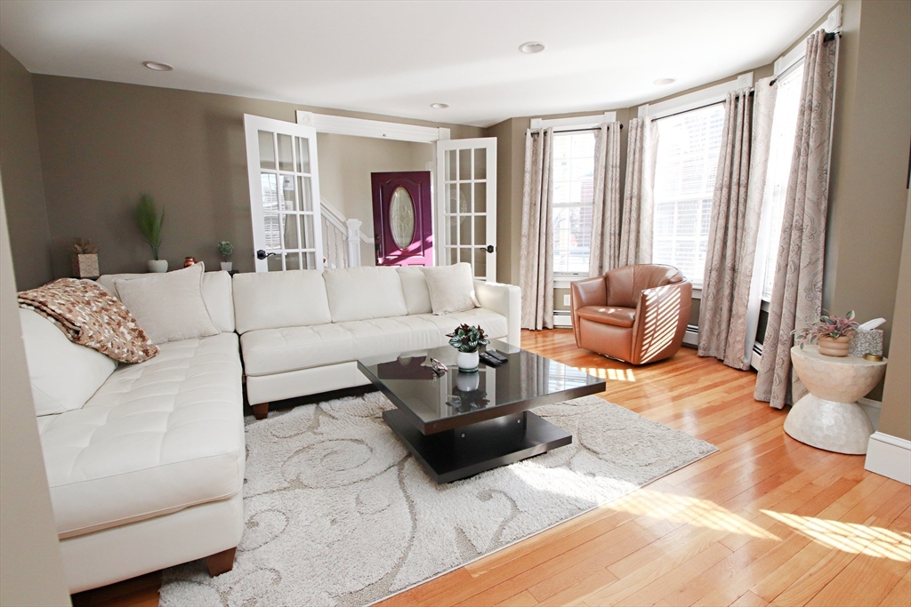 43 Taylor Street Saugus, MA 01906 - Photo 2 of 42