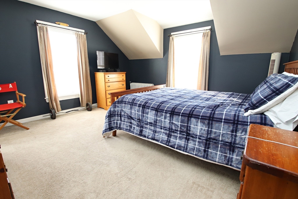 43 Taylor Street Saugus, MA 01906 - Photo 36 of 42