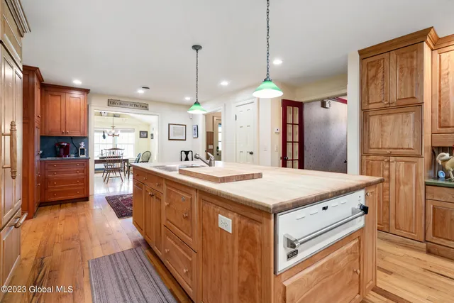 $1,500,000 | 17 Williams Lane, Easton, NY 12834