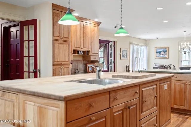 $1,500,000 | 17 Williams Lane, Easton, NY 12834