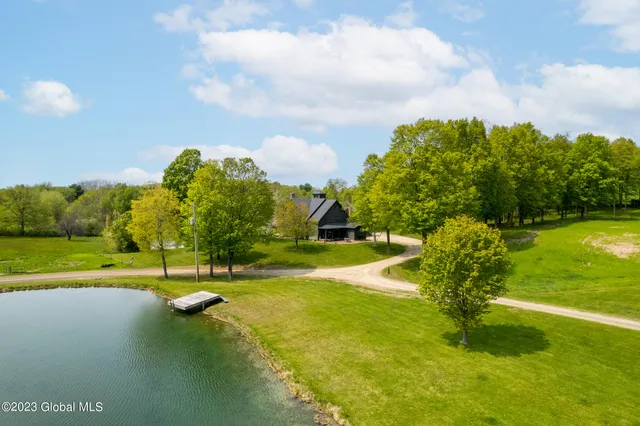 $1,500,000 | 17 Williams Lane, Easton, NY 12834