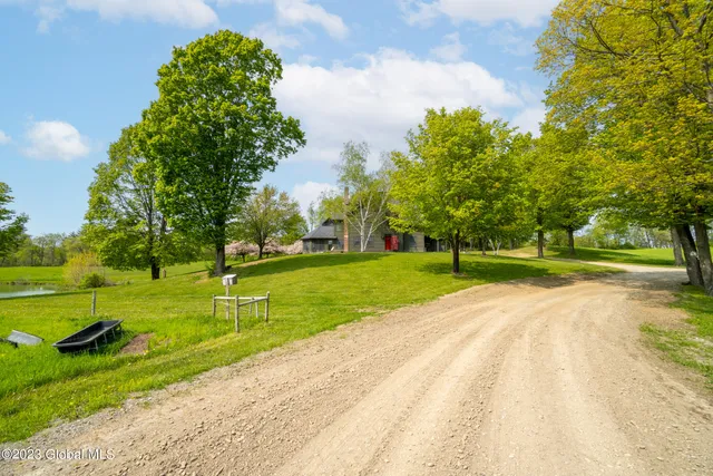 $1,500,000 | 17 Williams Lane, Easton, NY 12834