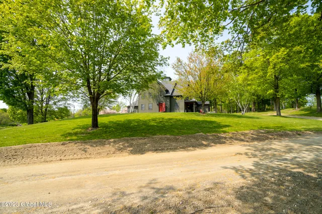 $1,500,000 | 17 Williams Lane, Easton, NY 12834