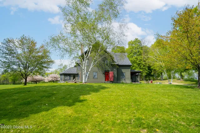 $1,500,000 | 17 Williams Lane, Easton, NY 12834