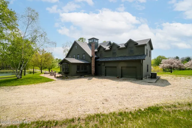 $1,500,000 | 17 Williams Lane, Easton, NY 12834