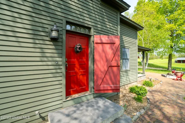 $1,500,000 | 17 Williams Lane, Easton, NY 12834