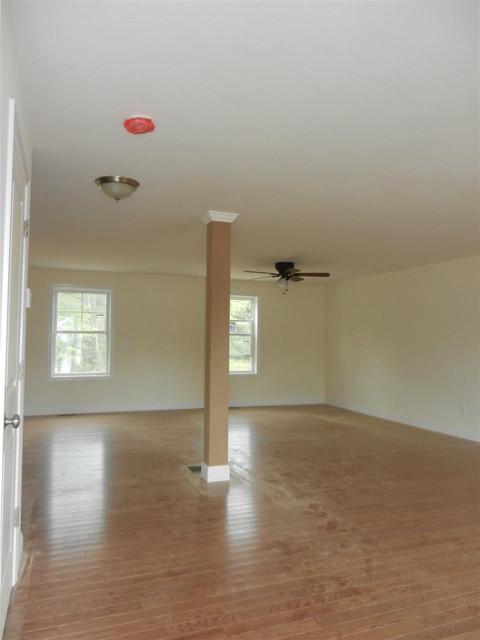 6 Sandybrook Drive, Unit 8 Raymond, NH 03077 - Photo 2 of 17 Gallery Image 2