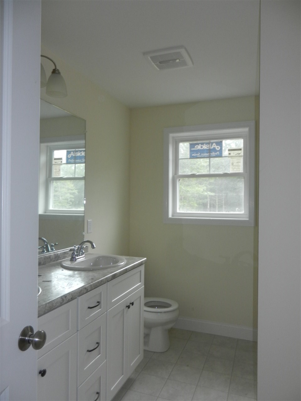 6 Sandybrook Drive, Unit 8 Raymond, NH 03077 - Photo 12 of 17 Gallery Image 12