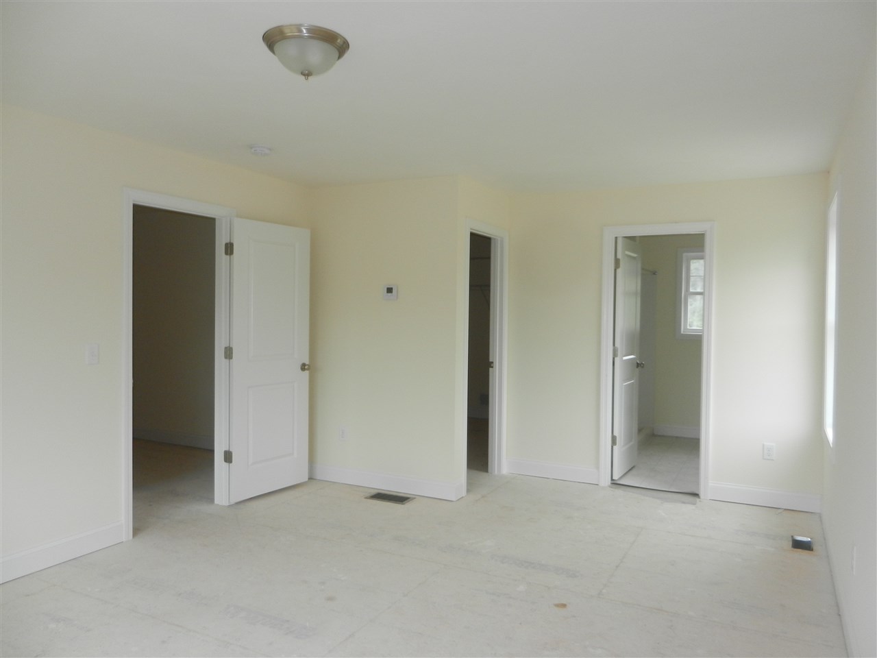 6 Sandybrook Drive, Unit 8 Raymond, NH 03077 - Photo 13 of 17 Gallery Image 13