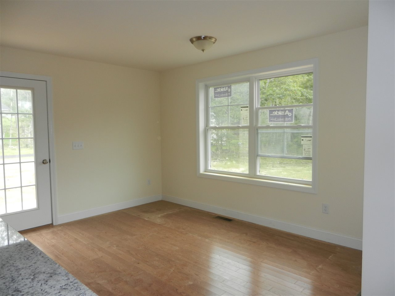 6 Sandybrook Drive, Unit 8 Raymond, NH 03077 - Photo 5 of 17 Gallery Image 5