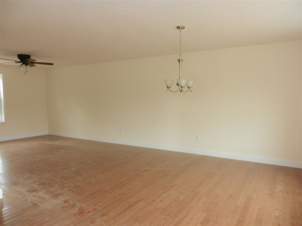 6 Sandybrook Drive, Unit 8 Raymond, NH 03077 - Photo 6 of 17 Gallery Image 6