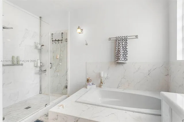 $785,000 | 16368 Southwest 43rd Terrace, Miami, FL 33185