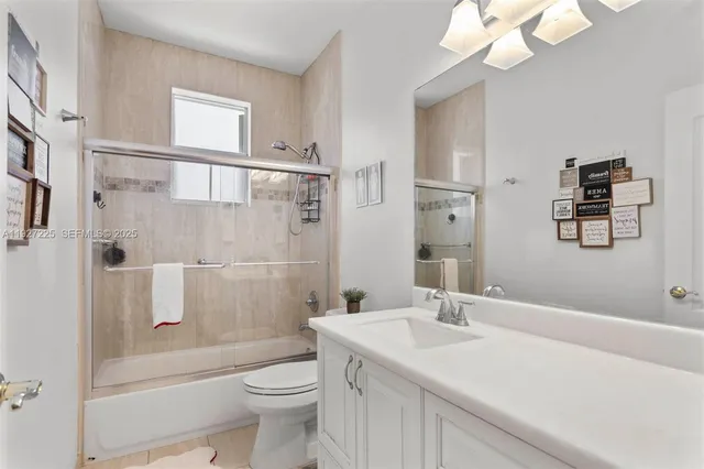 $785,000 | 16368 Southwest 43rd Terrace, Miami, FL 33185