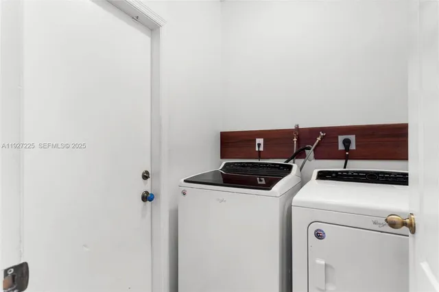 $785,000 | 16368 Southwest 43rd Terrace, Miami, FL 33185