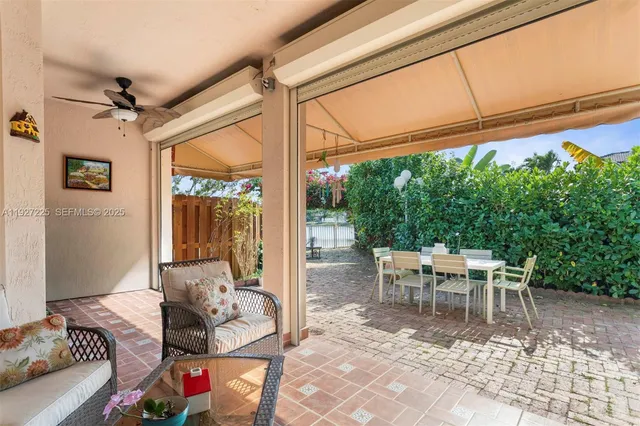 $785,000 | 16368 Southwest 43rd Terrace, Miami, FL 33185