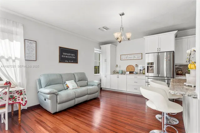 $785,000 | 16368 Southwest 43rd Terrace, Miami, FL 33185