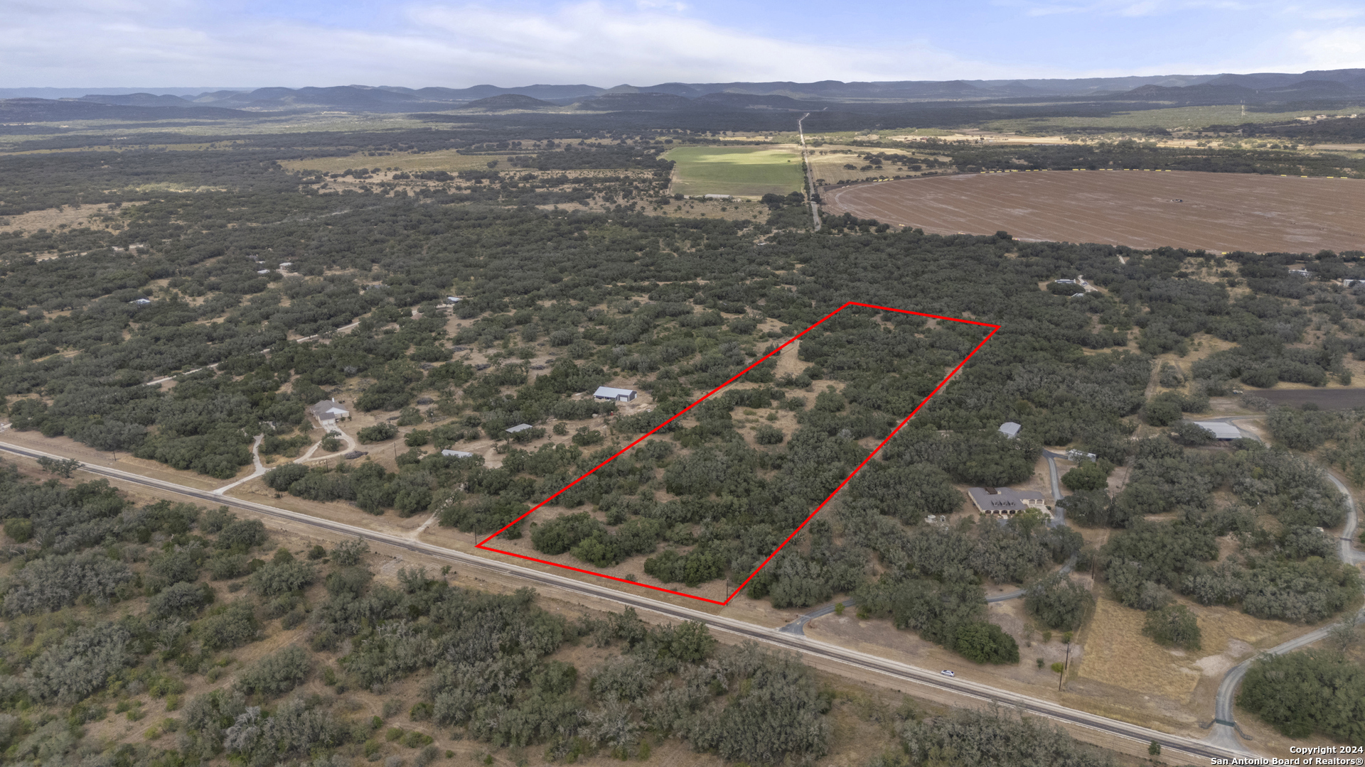 0 Fm 1796 D'Hanis, TX 78850 - Photo 18 of 30 a view of city and ocean