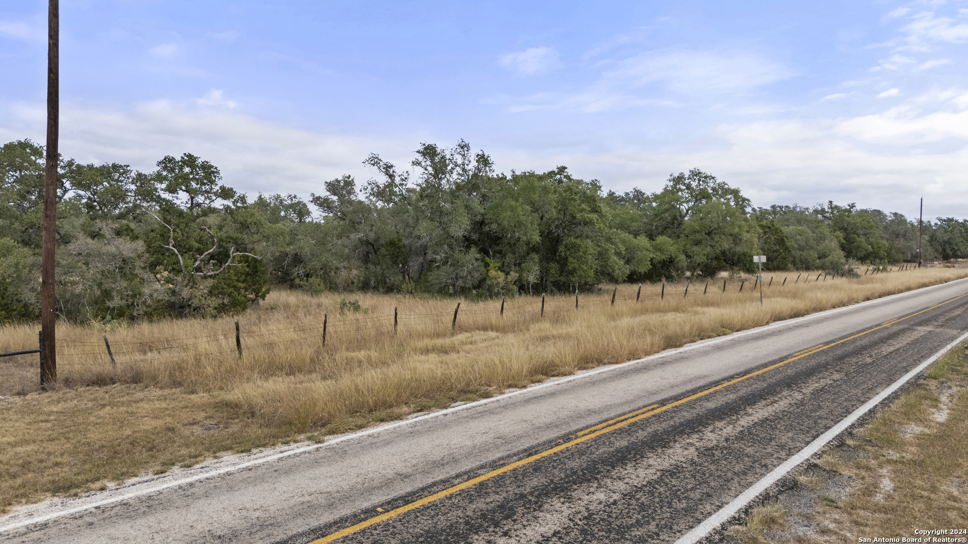 0 Fm 1796 D'Hanis, TX 78850 - Photo 30 of 30 a view of a yard