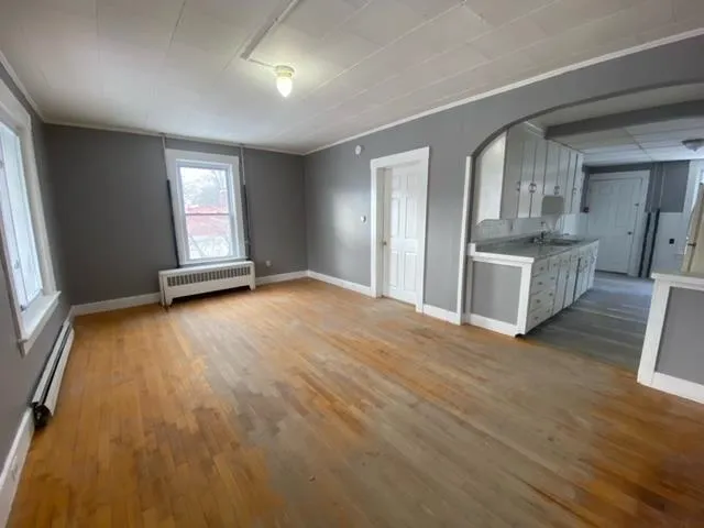 $1,400 | 47 Myrtle Street, Unit 1, Claremont, NH 03743