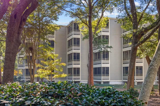 $300,000 | 415 Ocean Creek Drive, Unit 2325, Myrtle Beach, SC 29572