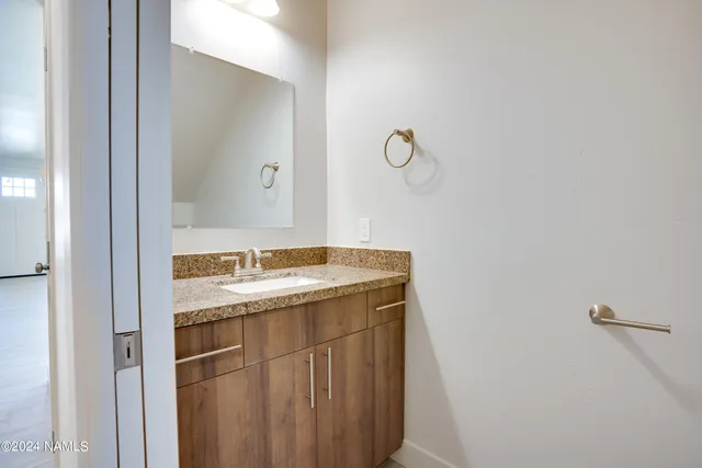 $1,250,000 | 1919 East Arrowhead Avenue, Flagstaff, AZ 86004