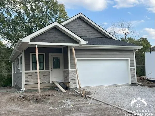 $378,900 | 1228 Walnut Street, Eudora, KS 66025