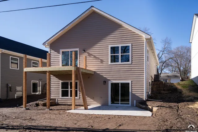 $378,900 | 1228 Walnut Street, Eudora, KS 66025