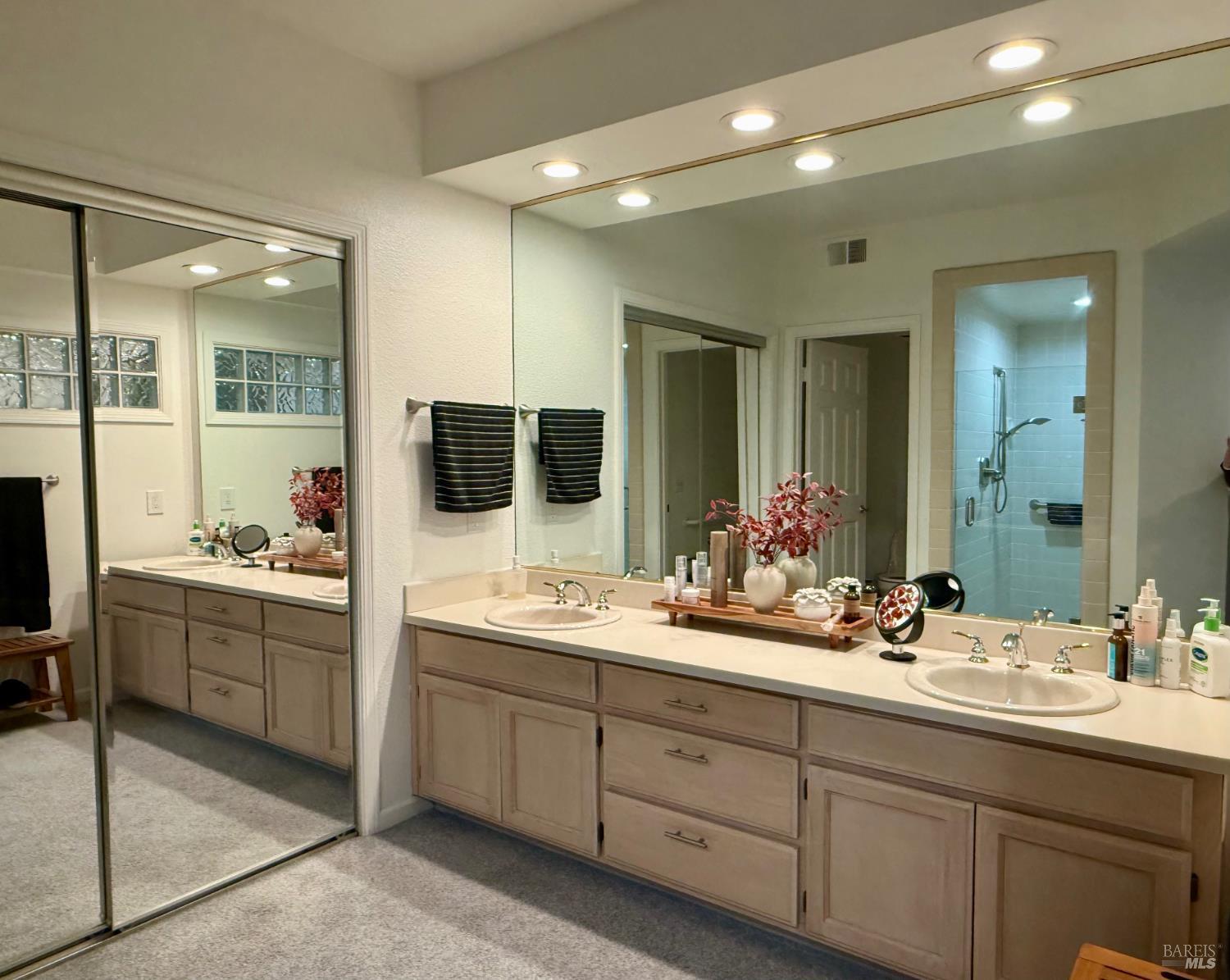 2034 Stonefield Lane Santa Rosa, CA 95403 - Photo 10 of 15 Gallery Image 10