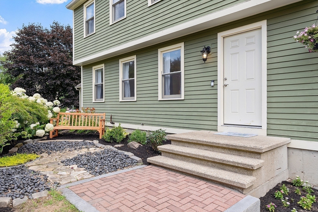 6 Trot Road Littleton, MA 01460 - Photo 3 of 31 Gallery Image 3