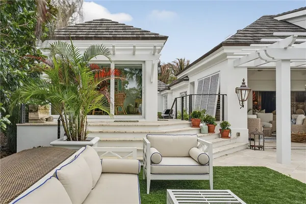 a view of outdoor space yard and patio