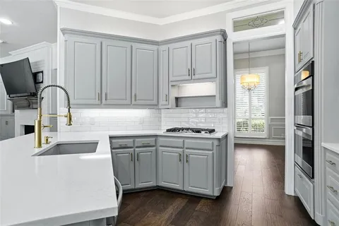 $1,325,000 | 801 Ridgedale Court, Southlake, TX 76092