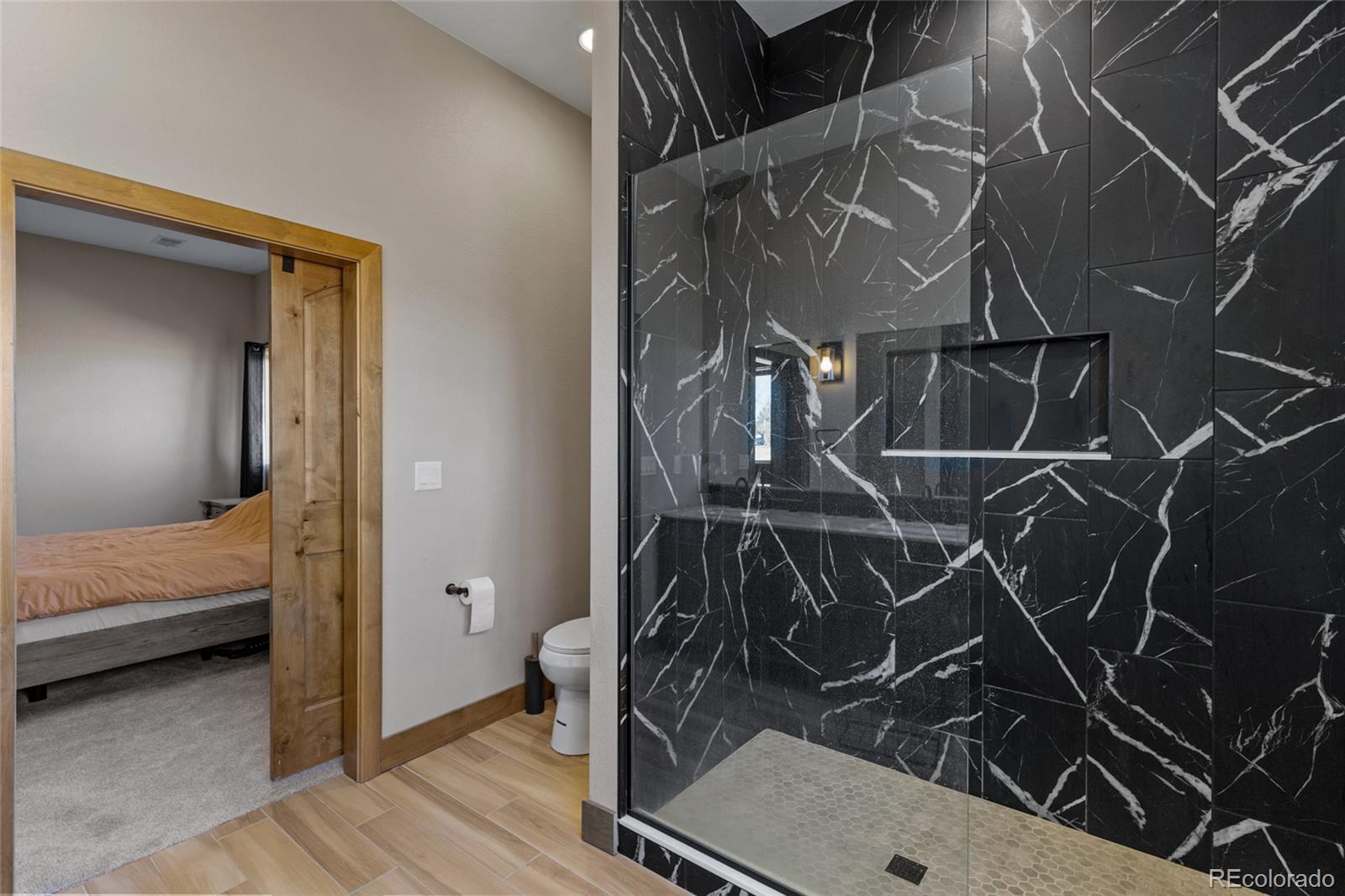 903 Liptrap Street Simla, CO 80835 - Photo 17 of 37 a room with musical instruments