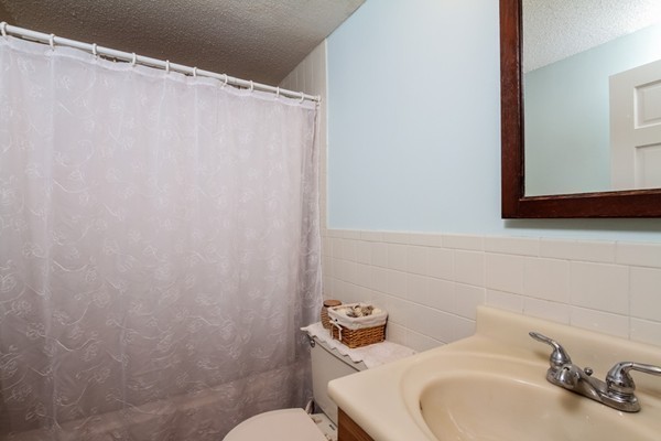 150 Ellendale Circle Springfield, MA 01128 - Photo 18 of 30