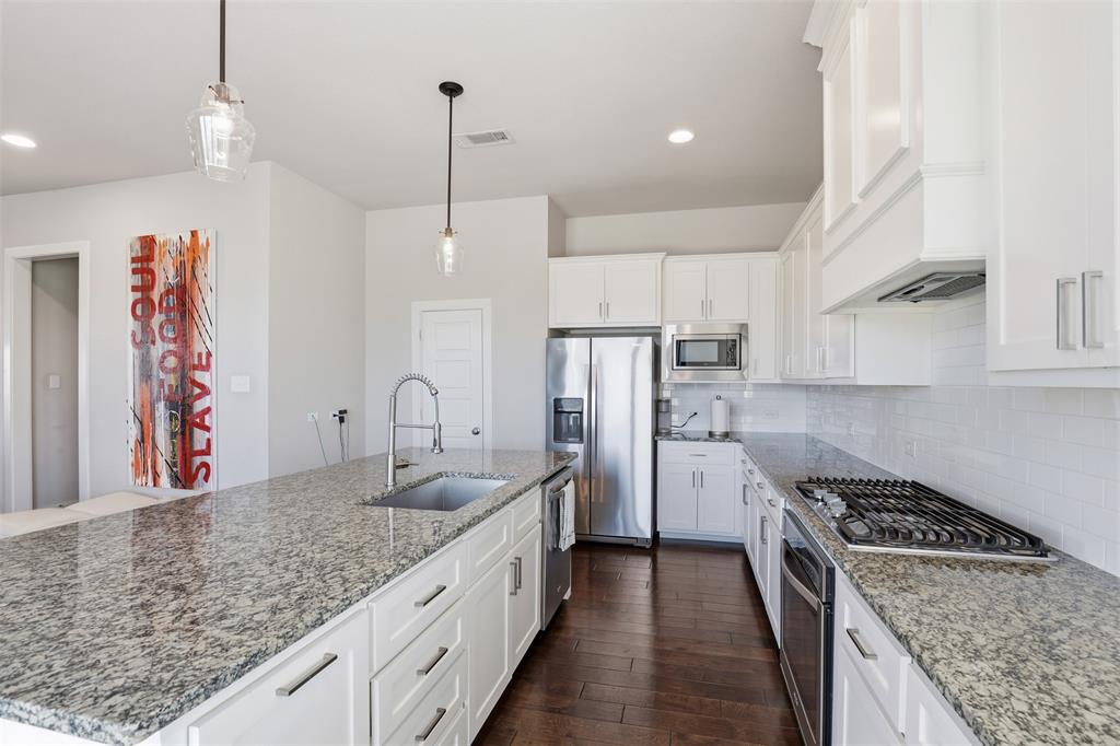 2903 Wingate Street Fort Worth, TX 76107 - Photo 13 of 30