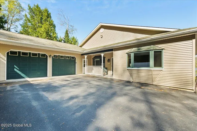 $1,924,999 | 536 East Shore Drive, Horicon, NY 12808