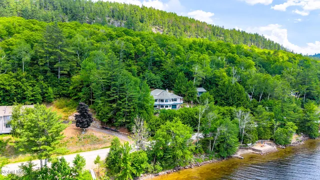 $1,924,999 | 536 East Shore Drive, Horicon, NY 12808