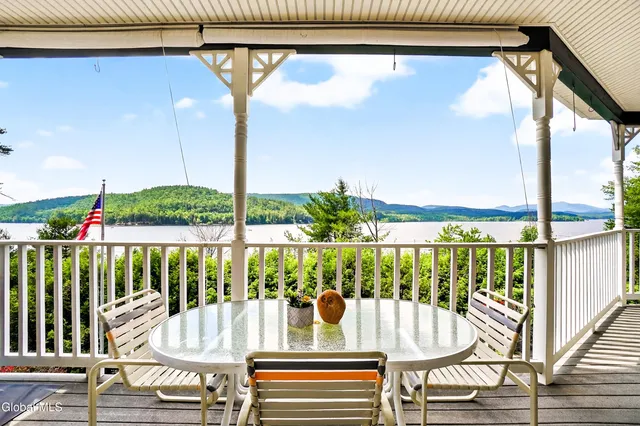 $1,924,999 | 536 East Shore Drive, Horicon, NY 12808