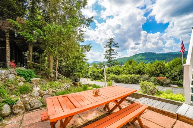 $1,924,999 | 536 East Shore Drive, Horicon, NY 12808