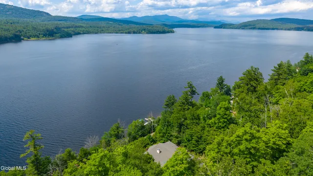 $1,924,999 | 536 East Shore Drive, Horicon, NY 12808