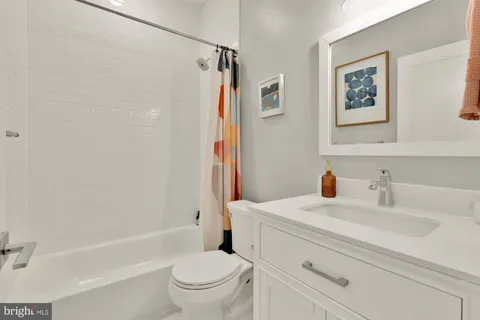 $529,900 | 1105 Queen Street Northeast, Unit 1, Washington, DC 20002